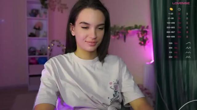 Image 10 of kylie_quinn_018 Stream on Chaturbate on 18 months ago