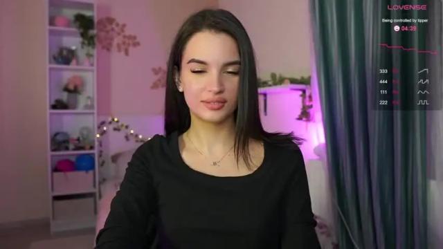 Image 4 of kylie_quinn_018 Stream on Chaturbate on 18 months ago