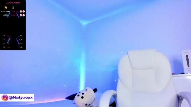 Image 12 of kylie_rox03 Stream on Chaturbate on 13 months ago