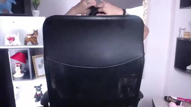 Image 12 of kylie_squirt_ Stream on Chaturbate on 16 months ago
