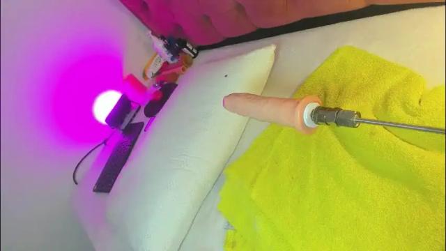 Image 11 of kylie_sttel Stream on Chaturbate on 1 month ago