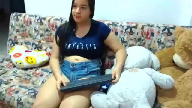 Image 12 of kylie_switch Stream on Chaturbate on 13 months ago