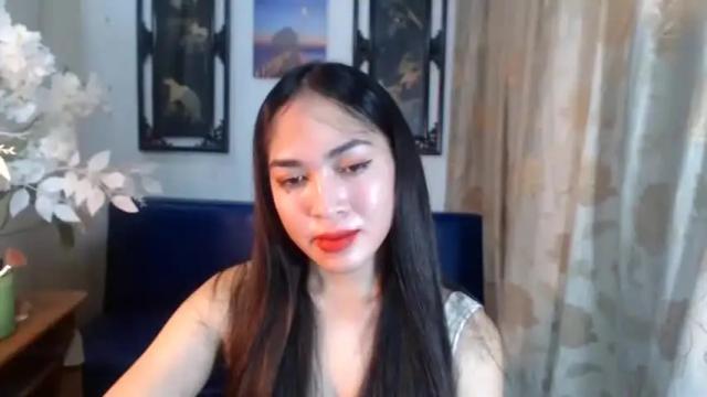 Image 7 of kyliebig1surprise Stream on Chaturbate on 15 months ago