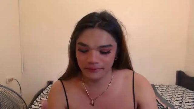 Image 12 of kylieebarbie97 Stream on Chaturbate on 20 months ago