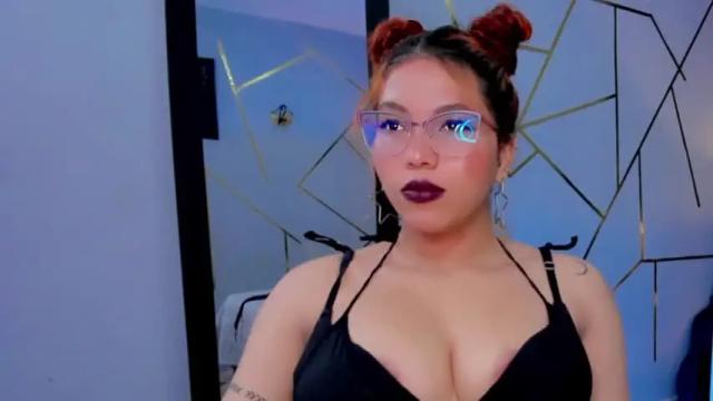 Image 3 of kyliejennerr_1 Stream on Chaturbate on 21 months ago