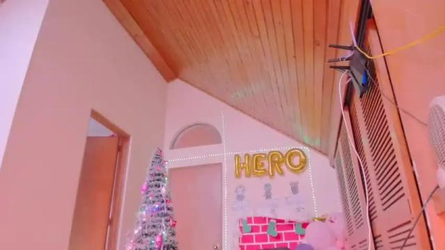 Image 10 of kyliekandy Stream on Chaturbate on 17 months ago
