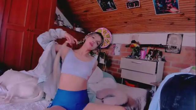 Image 2 of kyliekandy Stream on Chaturbate on 10 days ago