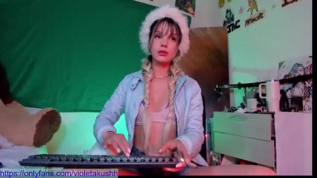 Image 3 of kyliekandy Stream on Chaturbate on 2 months ago