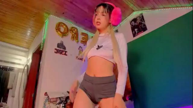 Image 10 of kyliekandy Stream on Chaturbate on 1 month ago