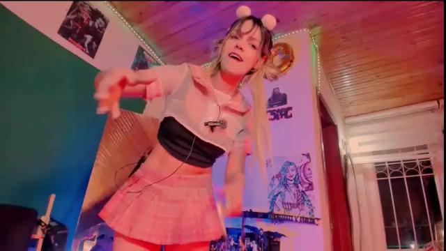 Image 6 of kyliekandy Stream on Chaturbate on 1 month ago