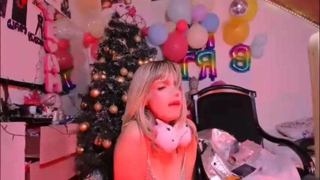 Image 3 of kyliekandy Stream on Chaturbate on 1 month ago