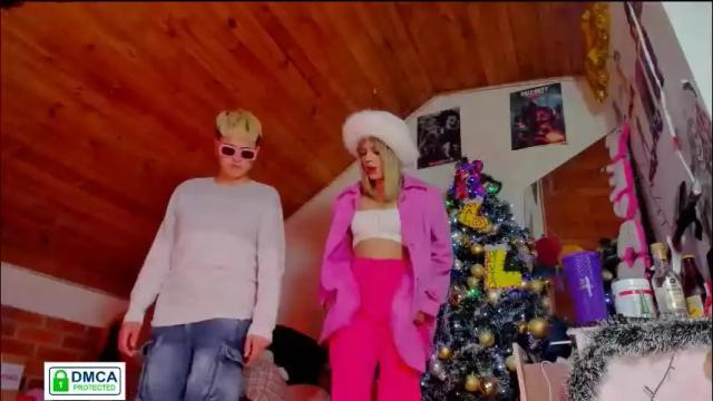 Image 2 of kyliekandy Stream on Chaturbate on 1 day ago