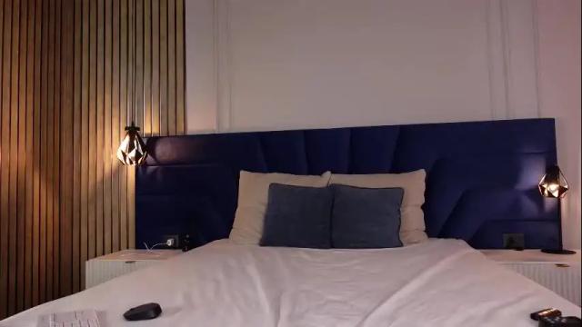 Image 10 of kylievee Stream on Chaturbate on 24 days ago