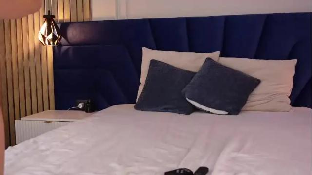 Image 11 of kylievee Stream on Chaturbate on 13 days ago