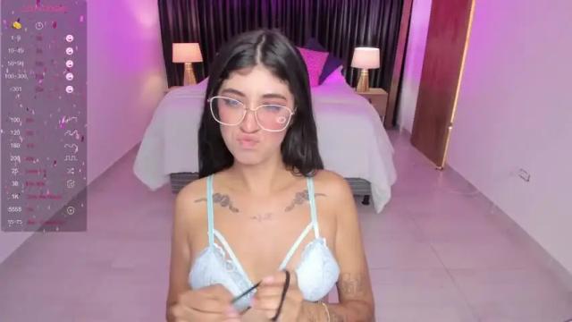 Thumbnail 1, kyliie_jones's Stream at Chaturbate, 13 months ago
