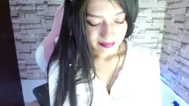 Thumbnail 1, kylliehills's Stream at Chaturbate, 20 months ago