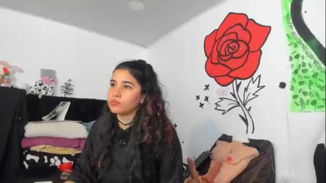 Image 2 of kymberlyhott Stream on Chaturbate on 1 month ago