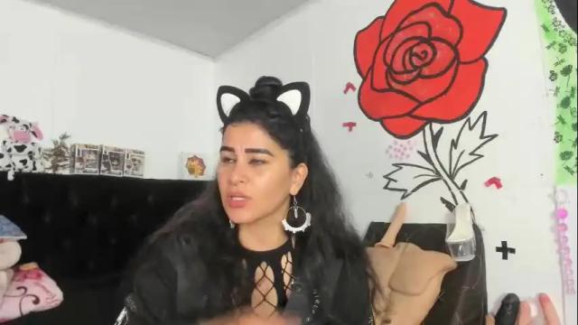 Image 6 of kymberlyhott Stream on Chaturbate on 1 month ago