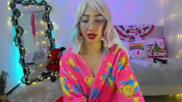 Image 12 of kymgiraldo8 Stream on Chaturbate on 17 months ago