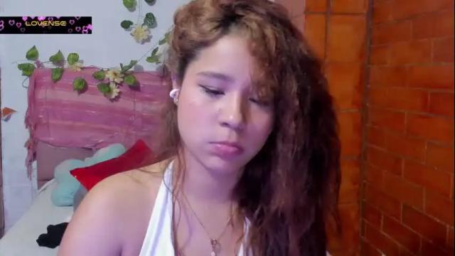 Image 12 of kyomi_beth Stream on Chaturbate on 1 month ago