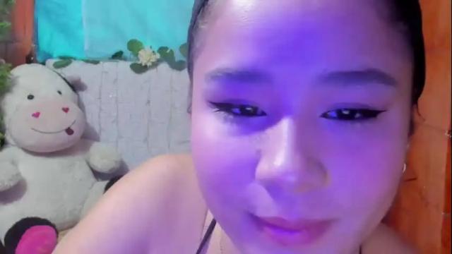 Image 7 of kyomi_beth Stream on Chaturbate on 12 days ago