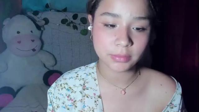 Image 12 of kyomi_beth Stream on Chaturbate on 6 days ago