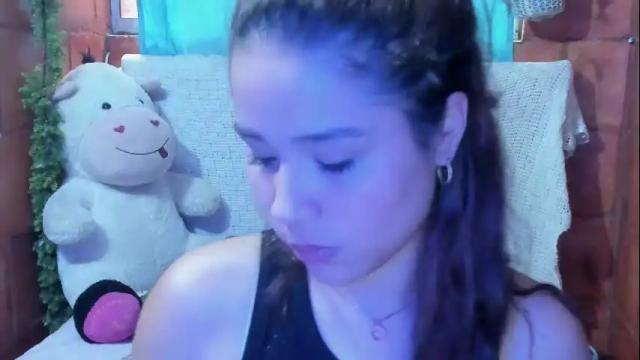 Image 12 of kyomi_beth Stream on Chaturbate on 4 days ago