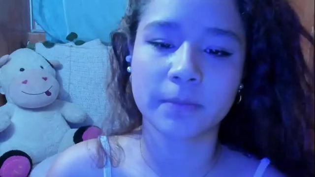 Image 11 of kyomi_beth Stream on Chaturbate on 1 day ago