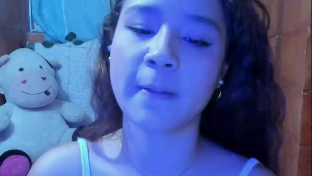 Image 12 of kyomi_beth Stream on Chaturbate on 1 day ago