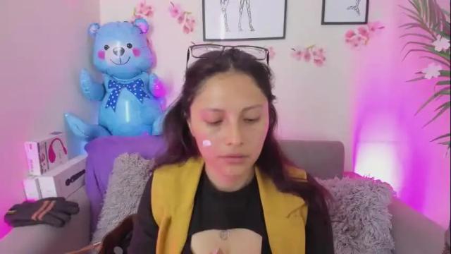 Image 12 of kyomi_chang Stream on Chaturbate on 1 month ago