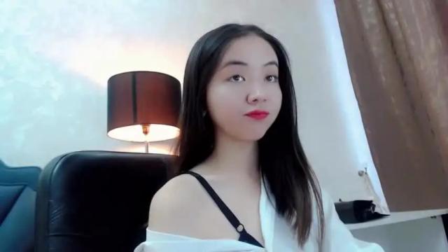 Image 3 of kyomijuhi Stream on Chaturbate on 19 months ago