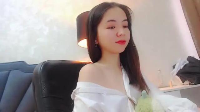 Image 4 of kyomijuhi Stream on Chaturbate on 18 months ago