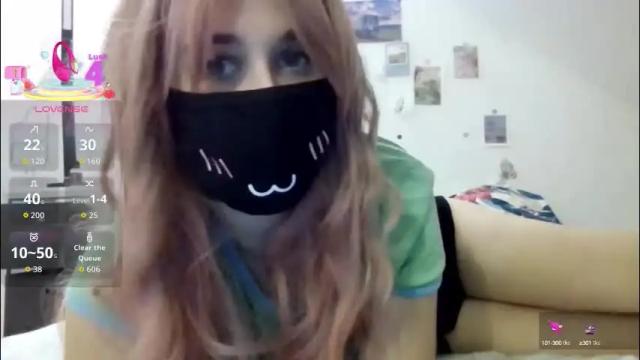 Image 4 of kyrawildofficial Stream on Chaturbate on 1 month ago