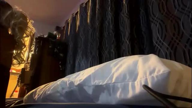 Image 2 of l3nababi92 Stream on Chaturbate on 22 days ago