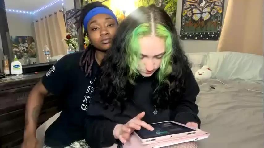 l3sbianluvr111 Chaturbate