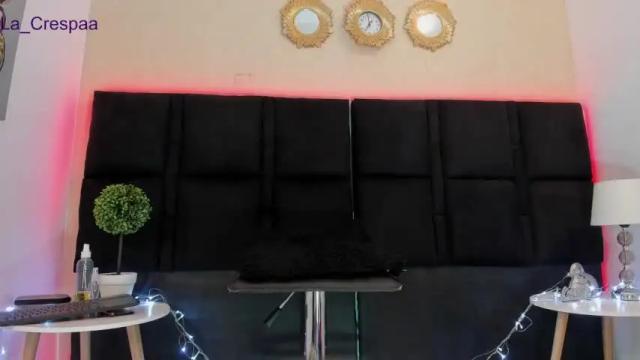 Image 10 of la_crespaa Stream on Chaturbate on 14 months ago
