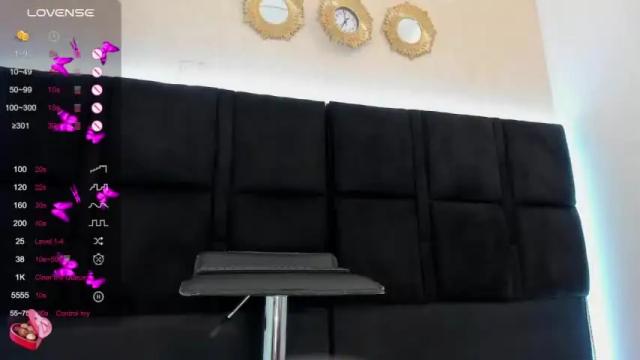Image 10 of la_crespaa Stream on Chaturbate on 14 months ago