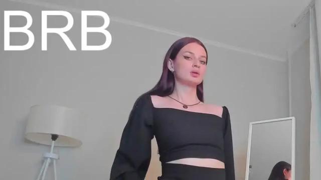 Image 11 of la_devine Stream on Chaturbate on 13 months ago