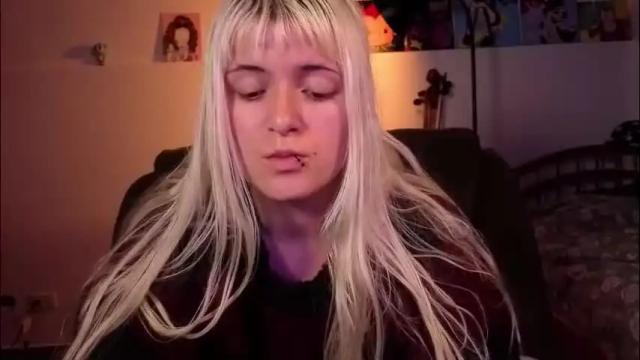 Image 4 of la_femme_fatale_ Stream on Chaturbate on 2 months ago