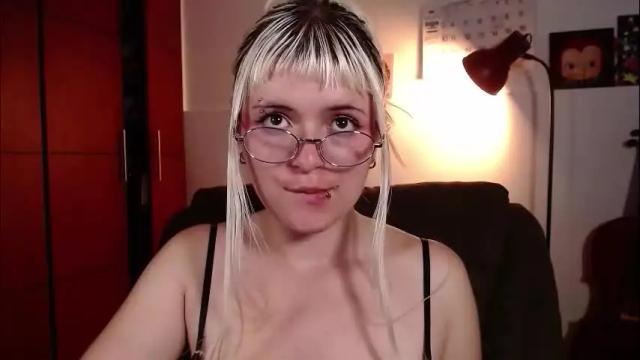 Image 10 of la_femme_fatale_ Stream on Chaturbate on 2 months ago
