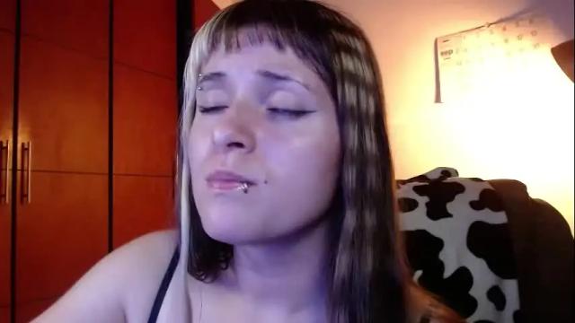 Image 2 of la_femme_fatale_ Stream on Chaturbate on 1 month ago