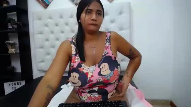 Image 8 of la_indiaa Stream on Chaturbate on 16 months ago