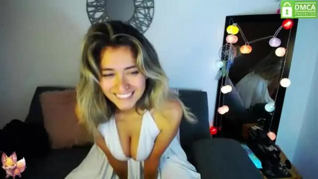 Image 11 of la_rola_ Stream on Chaturbate on 14 months ago