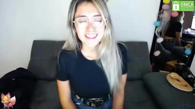 Image 2 of la_rola_ Stream on Chaturbate on 14 months ago