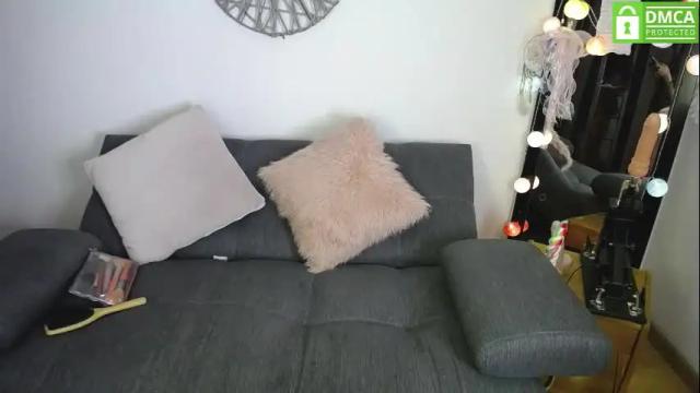 Image 7 of la_rola_ Stream on Chaturbate on 1 month ago