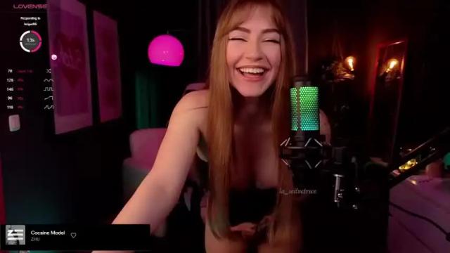 Image 11 of la_seductrice Stream on Chaturbate on 13 months ago