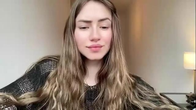 Image 7 of la_seductrice Stream on Chaturbate on 1 month ago