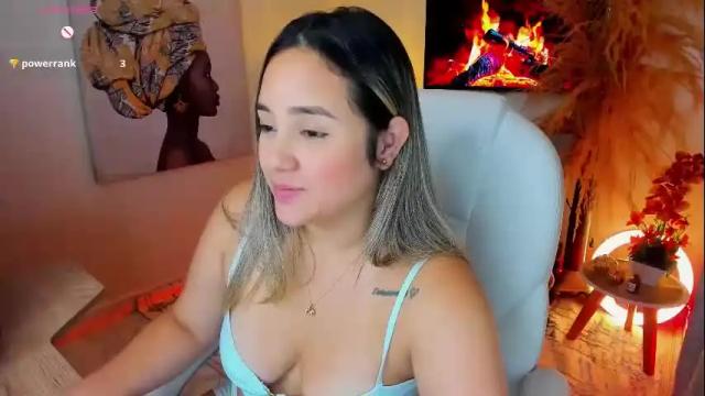 Image 10 of la_venezolana Stream on Chaturbate on 12 days ago