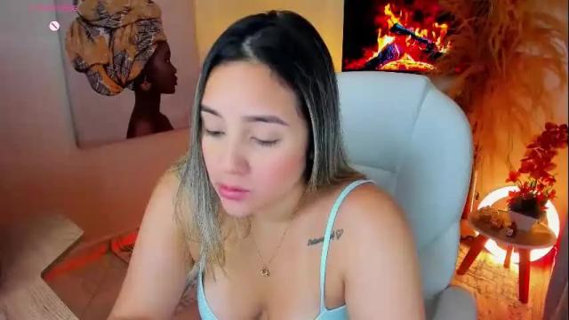 Image 8 of la_venezolana Stream on Chaturbate on 12 days ago