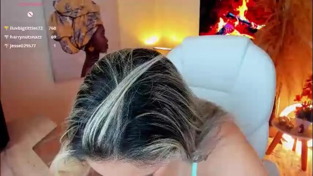 Image 12 of la_venezolana Stream on Chaturbate on 1 month ago